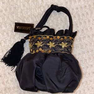 Black/gold   Beautiful prom purse